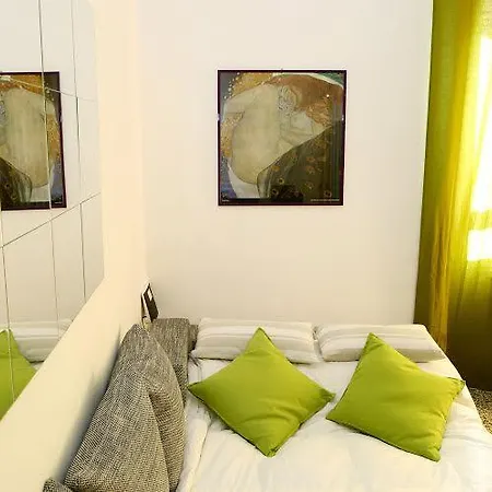 Mailena Vatican House Apartment *